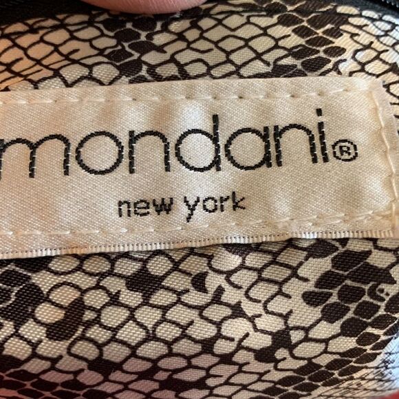 Mondani New York red handbag new with tags - Picture 6 of 10